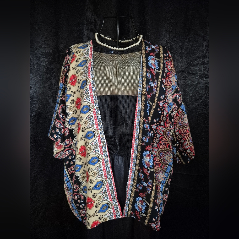 Polly & Esther Black Floral-Striped Open Kimono